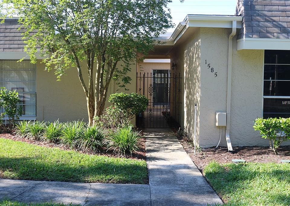 1st image of 1585 Amberlea Dr S