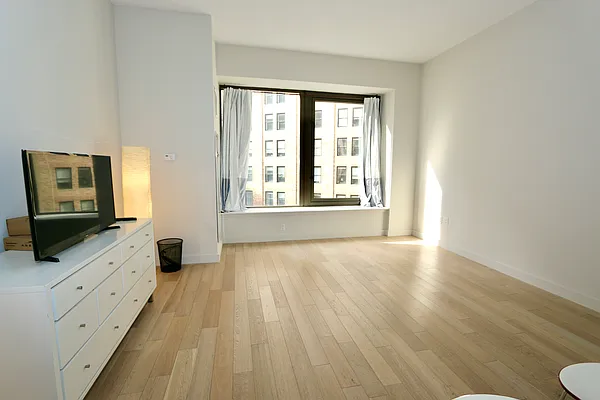 Rented by Compass | media 8