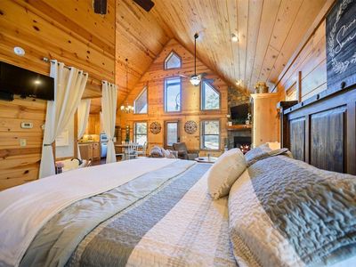 18 Honey Crisp Ln, Broken Bow, OK, 74728