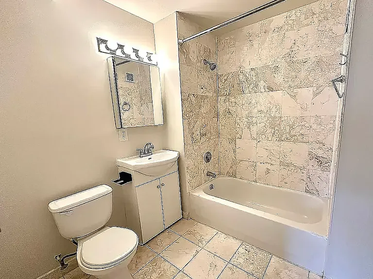 323 W 96th St #1205 — Photo 6