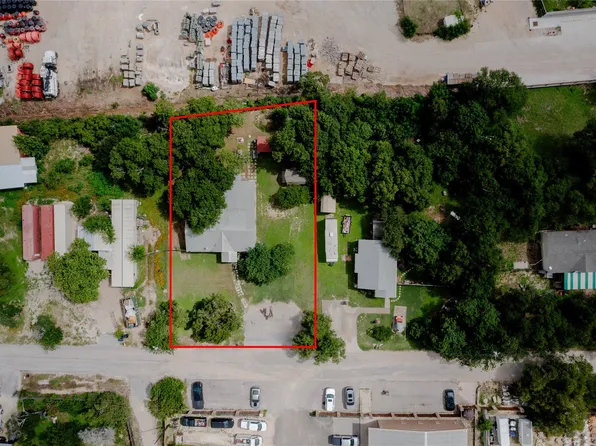 210 Jennifer Ln, Leander, TX 78641