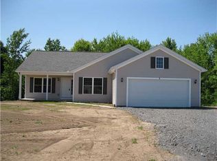 9 Beehler Ln, Hamlin, NY 14464