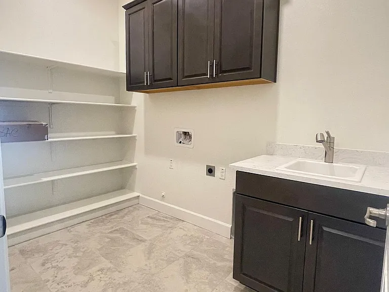 4955 Belles Ct — Photo 7