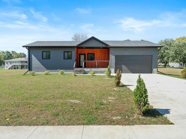 707 S Greene St, Rock Rapids, IA 51246