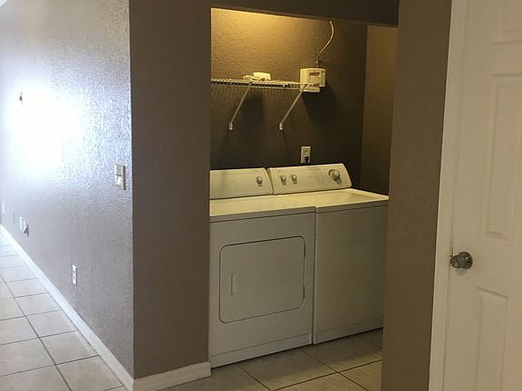 5th image of 3406 N Whittier St