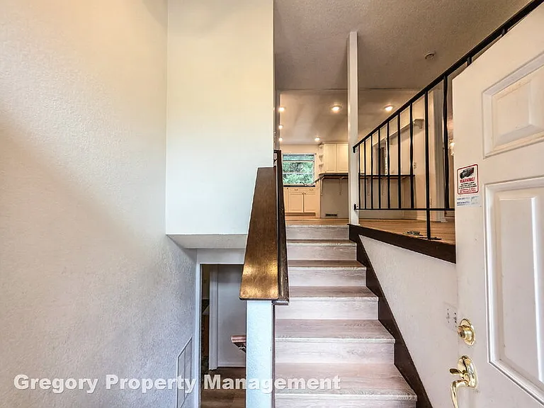 19044 NE 165th Pl — Photo 3