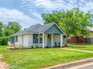 604 E Luce Street, Llano, TX 78643