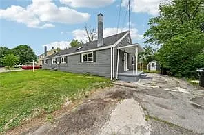 64 Curwood Ct — Photo 2