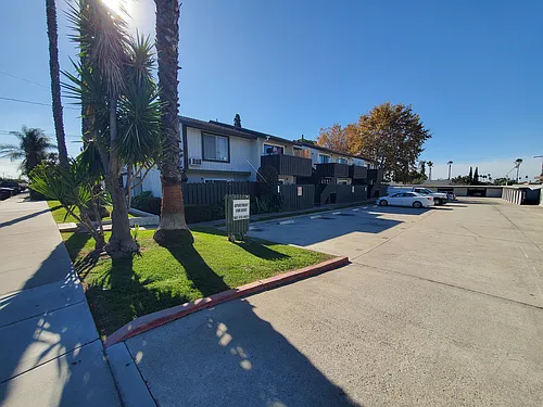 142 S Esplanade St #208 Photo 1 142 S Esplanade St #208 Photo 1