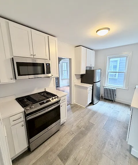 33 Boardman St #1 — Photo 8