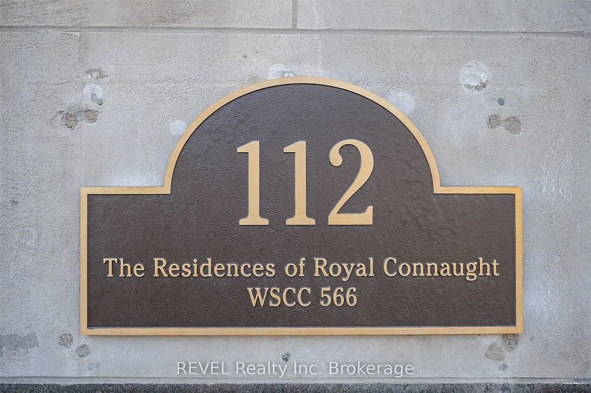Building Photo - 112 King St E #907