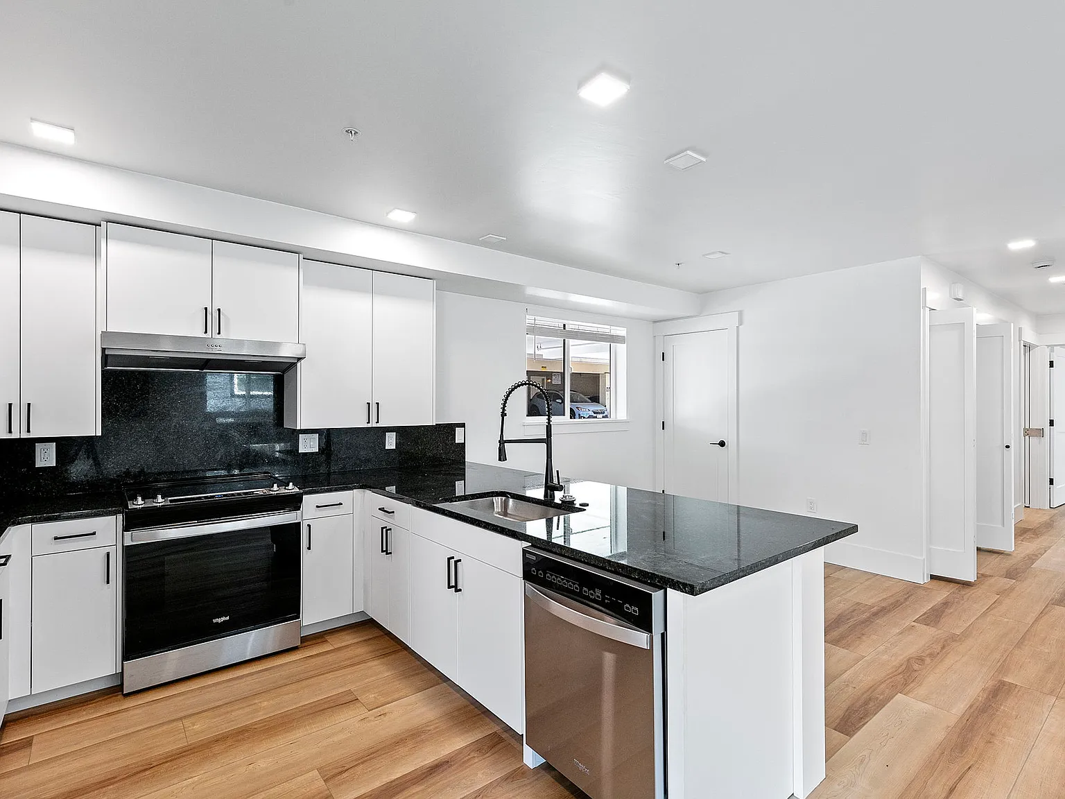 530 East 18th Avenue - 1 — Photo 4