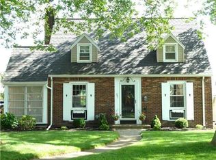 247 Thorncliffe Dr, Rochester, NY 14617