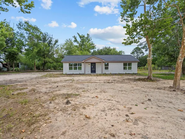 16119 Blue Bird St, Santa Fe, TX 77517