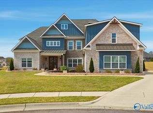 369 Kendallwood Dr, Meridianville, AL 35759