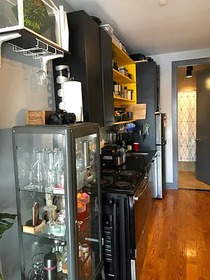 Rented by Lodger Corp | media 25