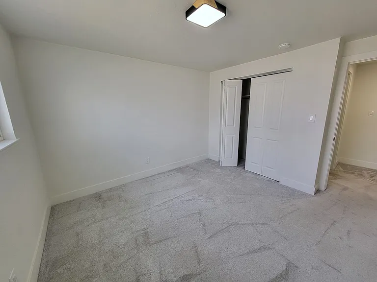 3410 Woodside Dr #30-B — Photo 6