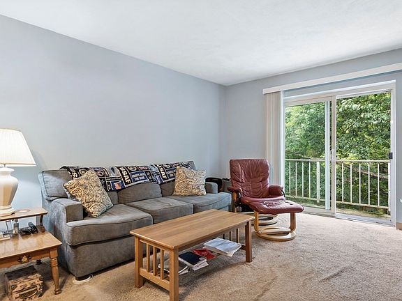 5th image of 55 Greentree Ln APT 44