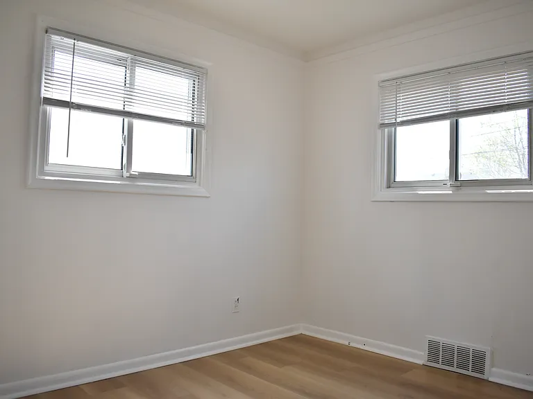 7019 Cardwell St — Photo 9