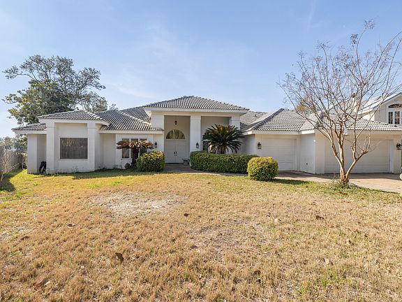 2nd image of 55 Lakeshore Dr