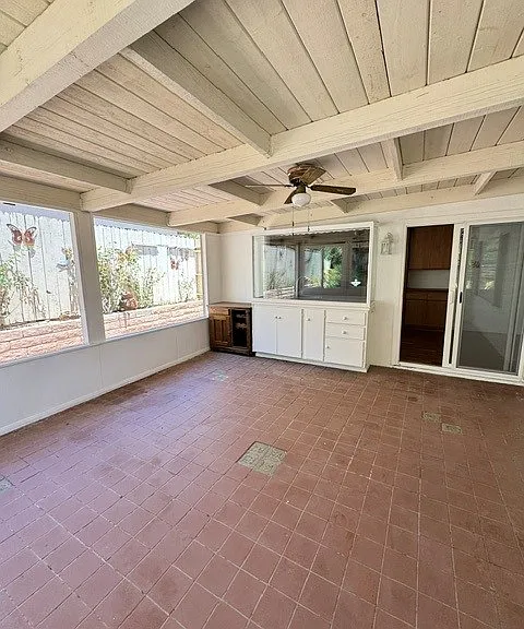 520 Huff St — Photo 8