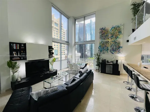 1050 Brickell Ave, Miami, FL