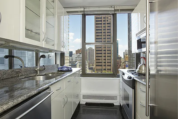 Sold by Stribling | media 12