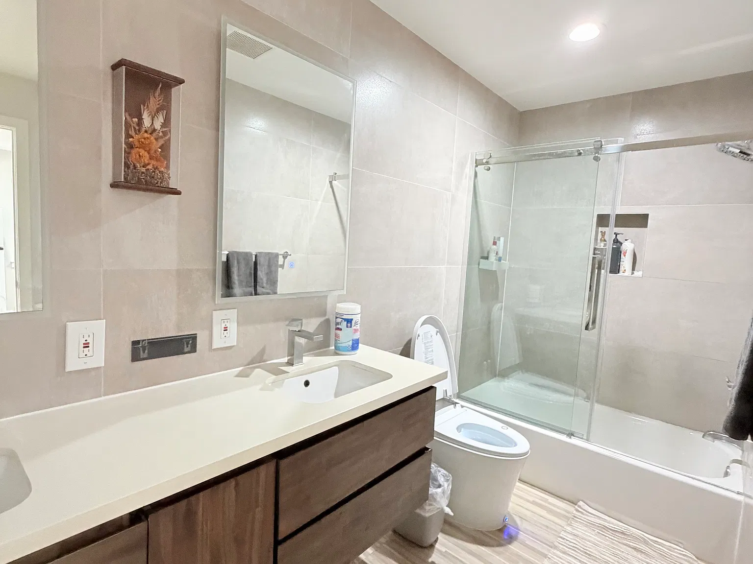 Studio, 550 sqft, $2,600 — Photo 4