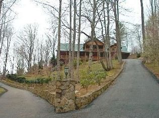 160 Laughren Hill Rd, Flag Pond, TN 37657
