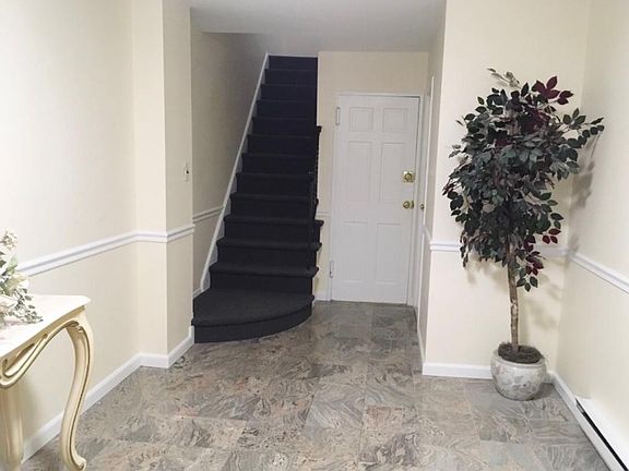 3rd image of 2337 Corporal Kennedy St