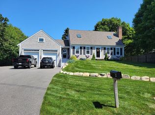 4 Orchid Ln, West Yarmouth, MA 02673