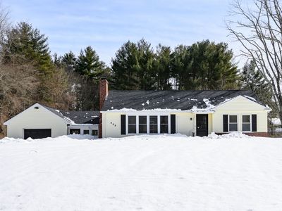 443 Thompson St, Halifax, MA, 02338