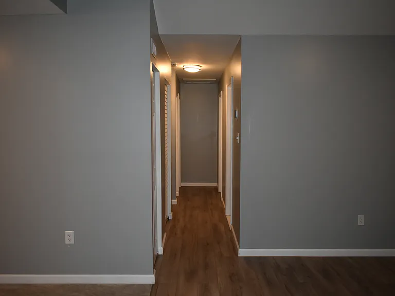 315 Pond View Ln — Photo 17