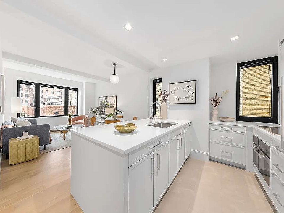 1st image of 201 W 77th St #6GH