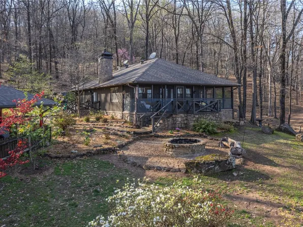 18501 Weston Rd, Mountainburg, AR 72946