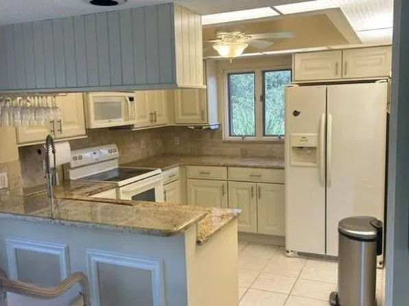 1617 Spoonbill Ln #1617C, Naples, FL 34105
