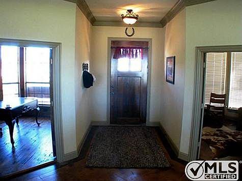 4th image of 3120 Creekside Dr