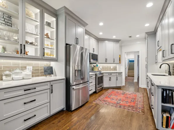 140 Polk Place Dr, Franklin, TN 37064