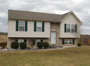 180 Ten Mile Dr, Dry Ridge, KY 41035