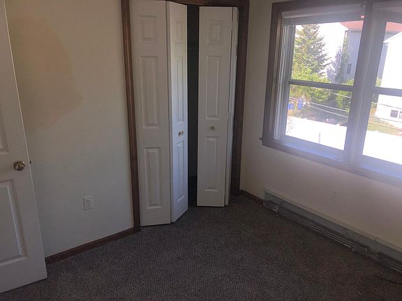 4th image of 76 Sandy Brook Dr #2