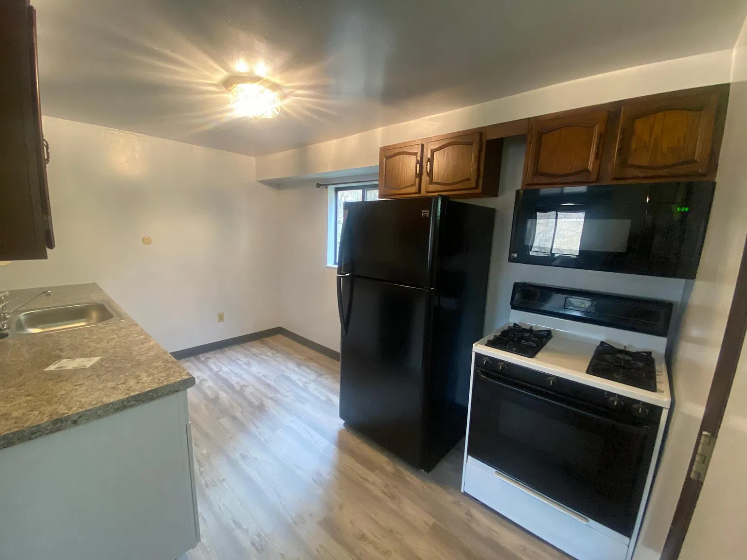 175 Grandview Ave — Photo 4