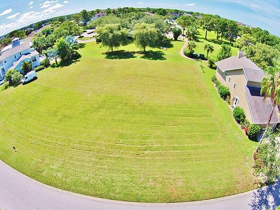 5th image of 2036 N Pointe Alexis Dr