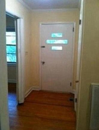 5th image of 3649 Pine View Cir