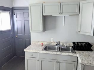 803 W Chestnut St #B, Mount Vernon, OH 43050