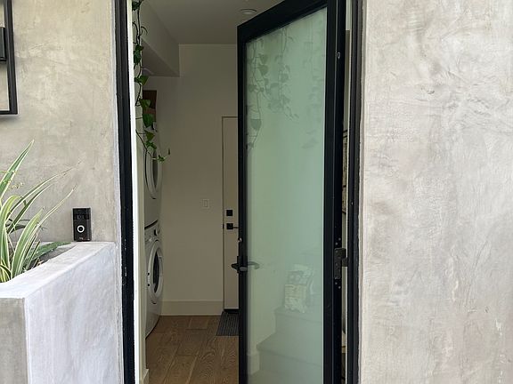 3rd image of 1144 Detroit St #7