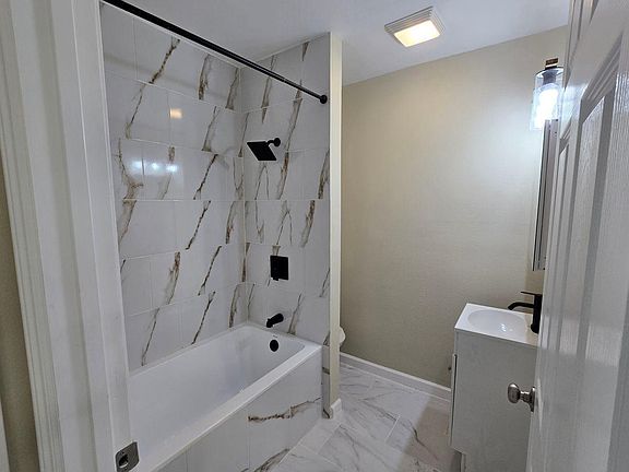 4th image of 8703 Berndale St #1