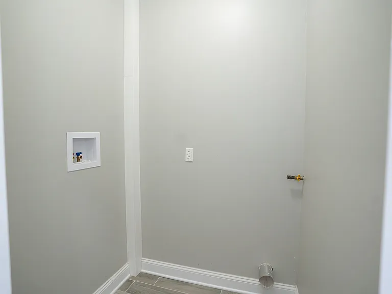55 Lentz Ave #3 — Photo 9