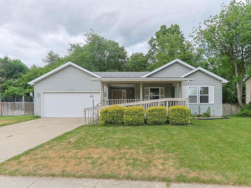 1st image of 10205 Rosewood Ct