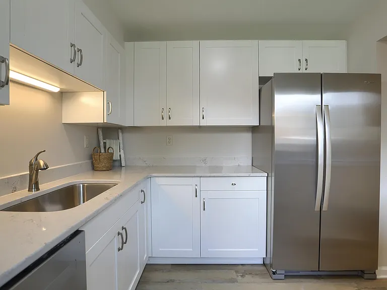 Briarcrest Gardens Apartments & Townhomes — Photo 28