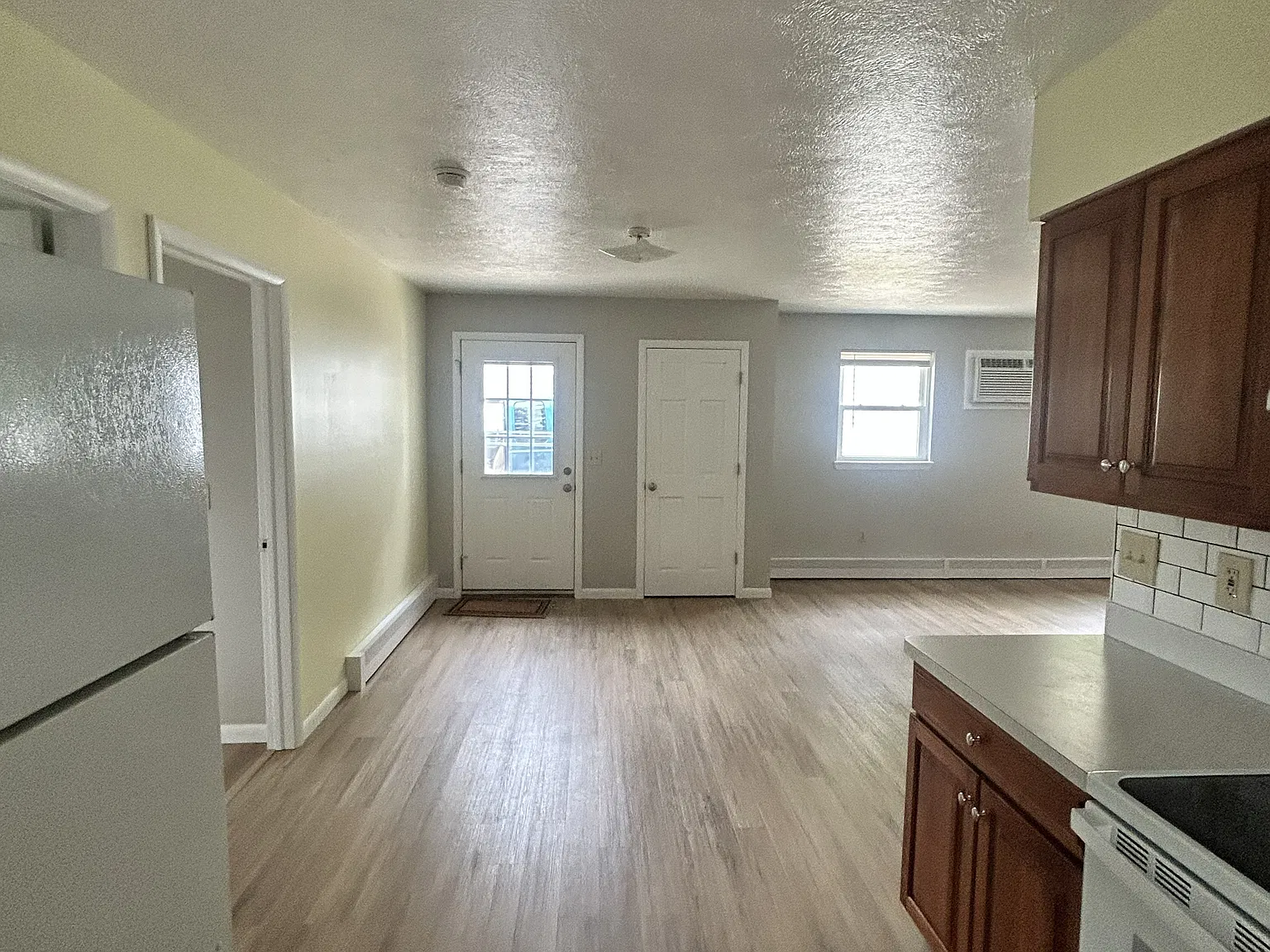3 bed, 1284 sqft, $1,750 — Photo 3